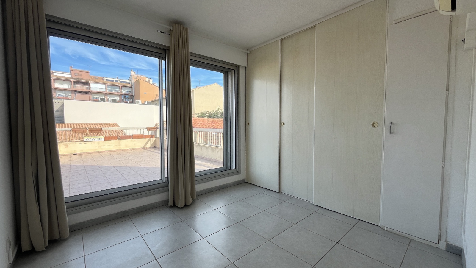 Image_,
            Appartement, Valras-Plage, ref :Val_4913