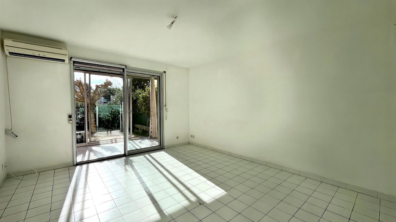 Image_,
            Rez de jardin, Valras-Plage, ref :4936