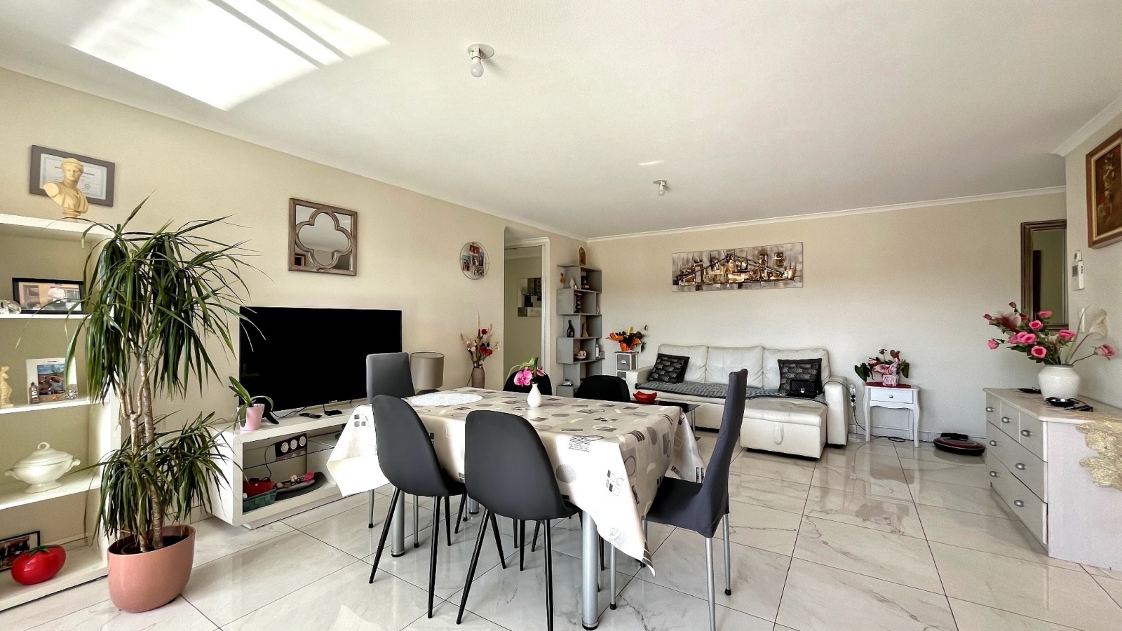 Image_,
            Appartement, Valras-Plage, ref :Val-4934