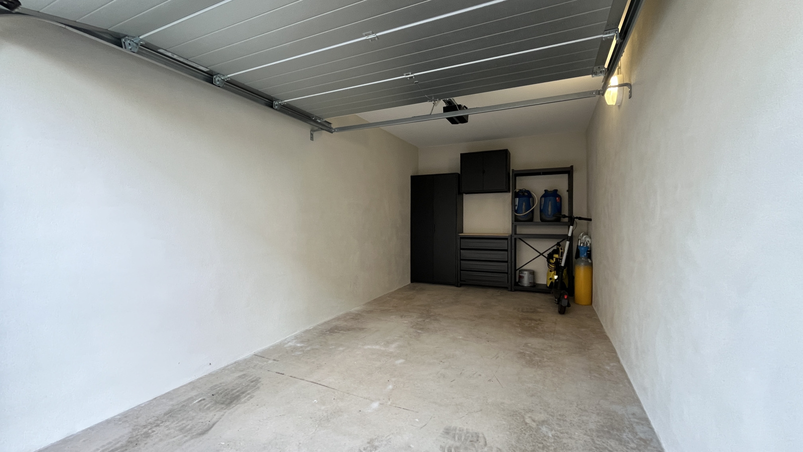 Image_,
            Garage, Valras-Plage, ref :Val-4931