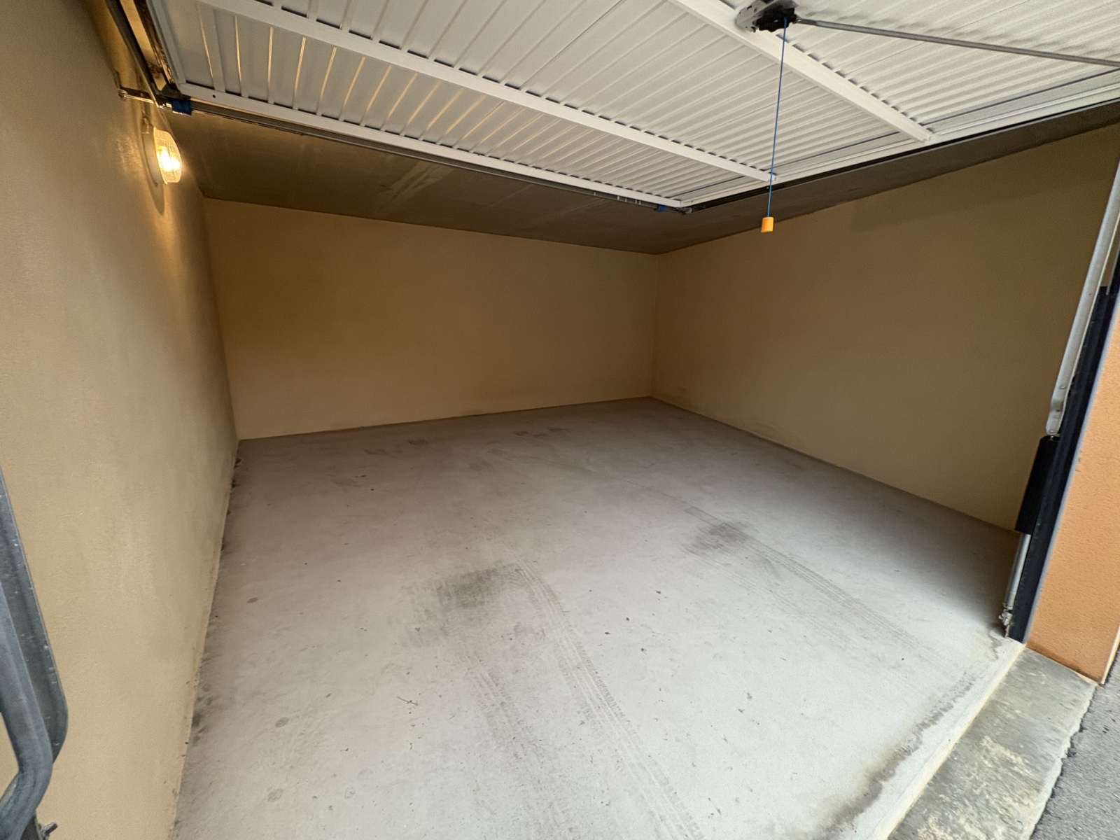 Image_,
            Garage, Valras-Plage, ref :Val-4901B