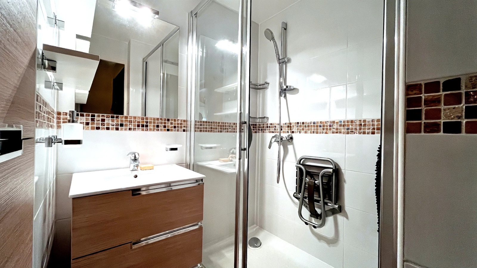 Image_,
            Appartement, Valras-Plage, ref :Val-4908
