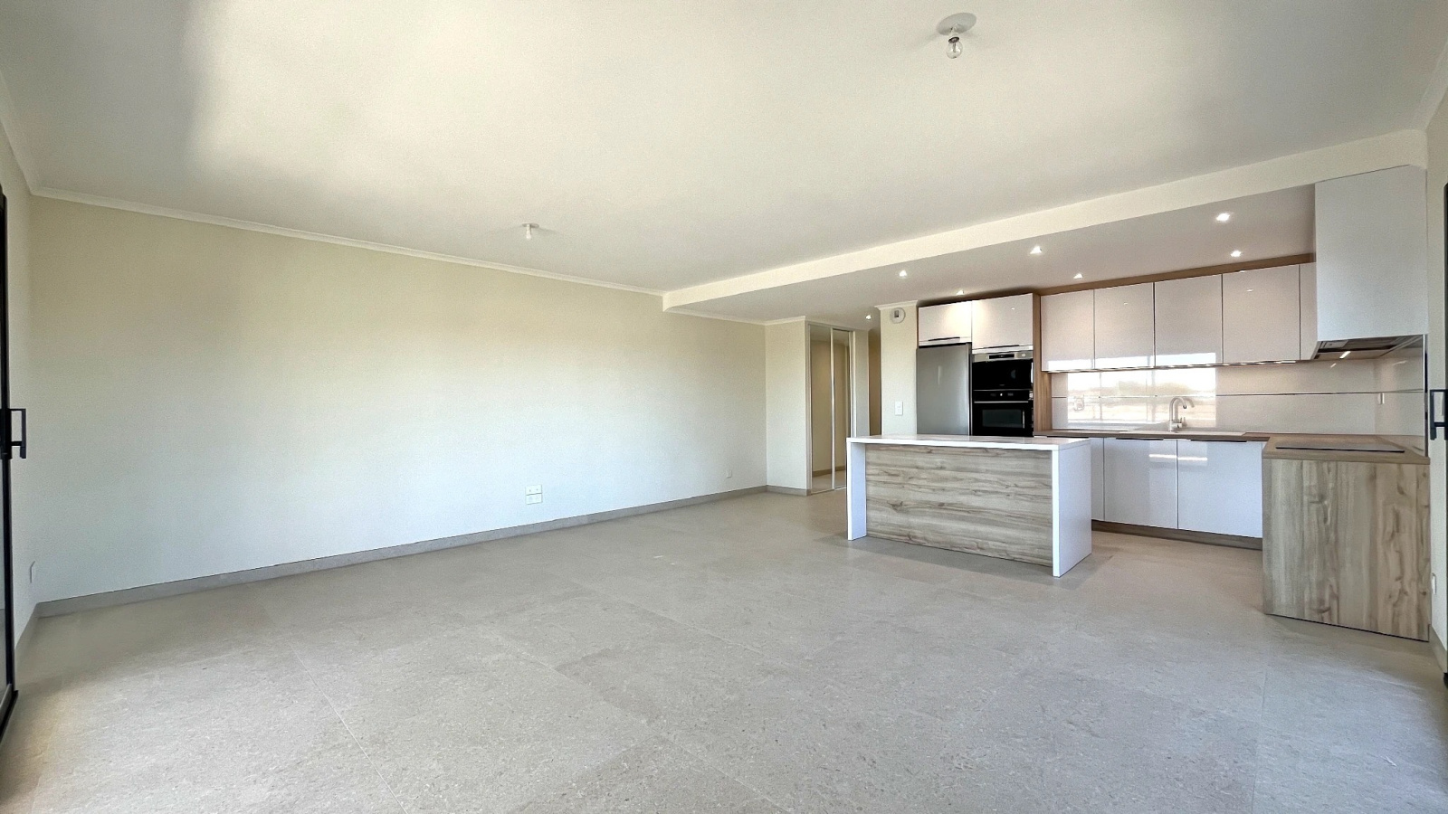Image_,
            Appartement, Valras-Plage, ref :vigie104.