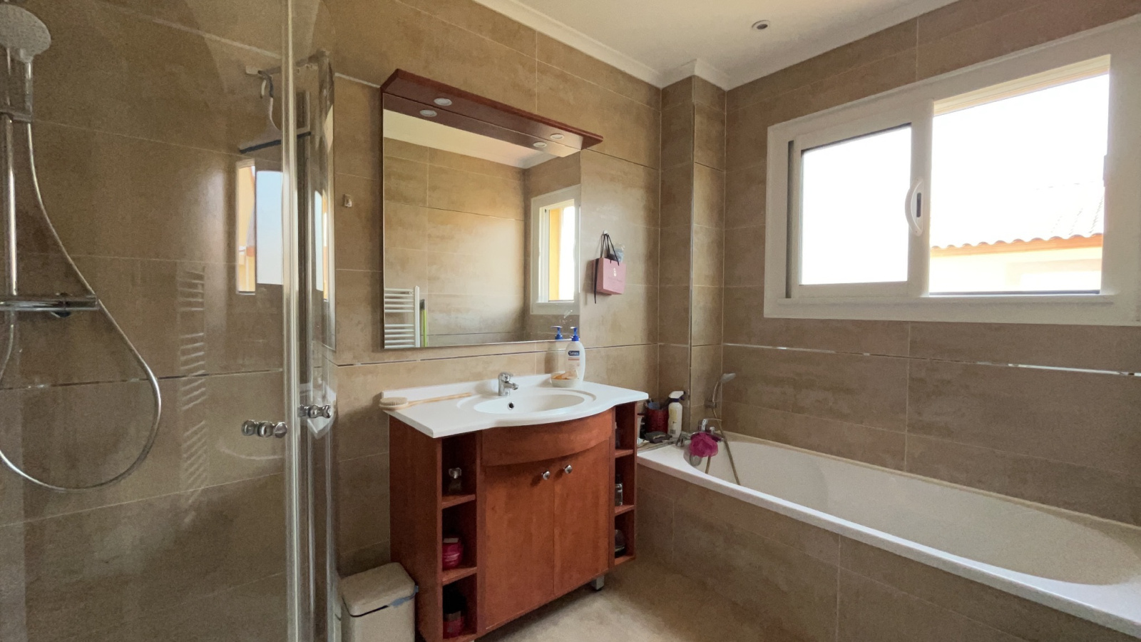 Image_,
            Maison, Valras-Plage, ref :Val-4948