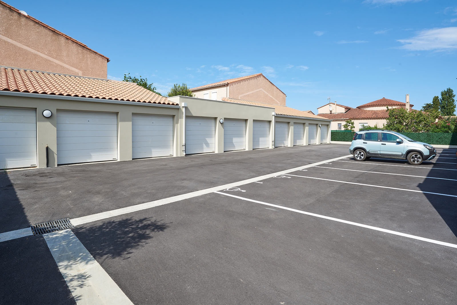 Image_,
            Garage, Valras-Plage, ref :Val-4897