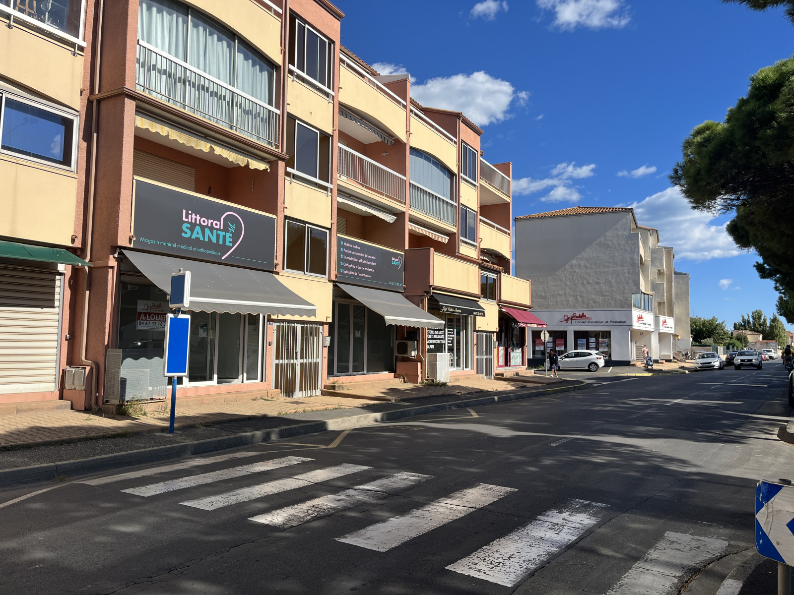 Image_,
            Local commercial, Valras-Plage, ref :Pano