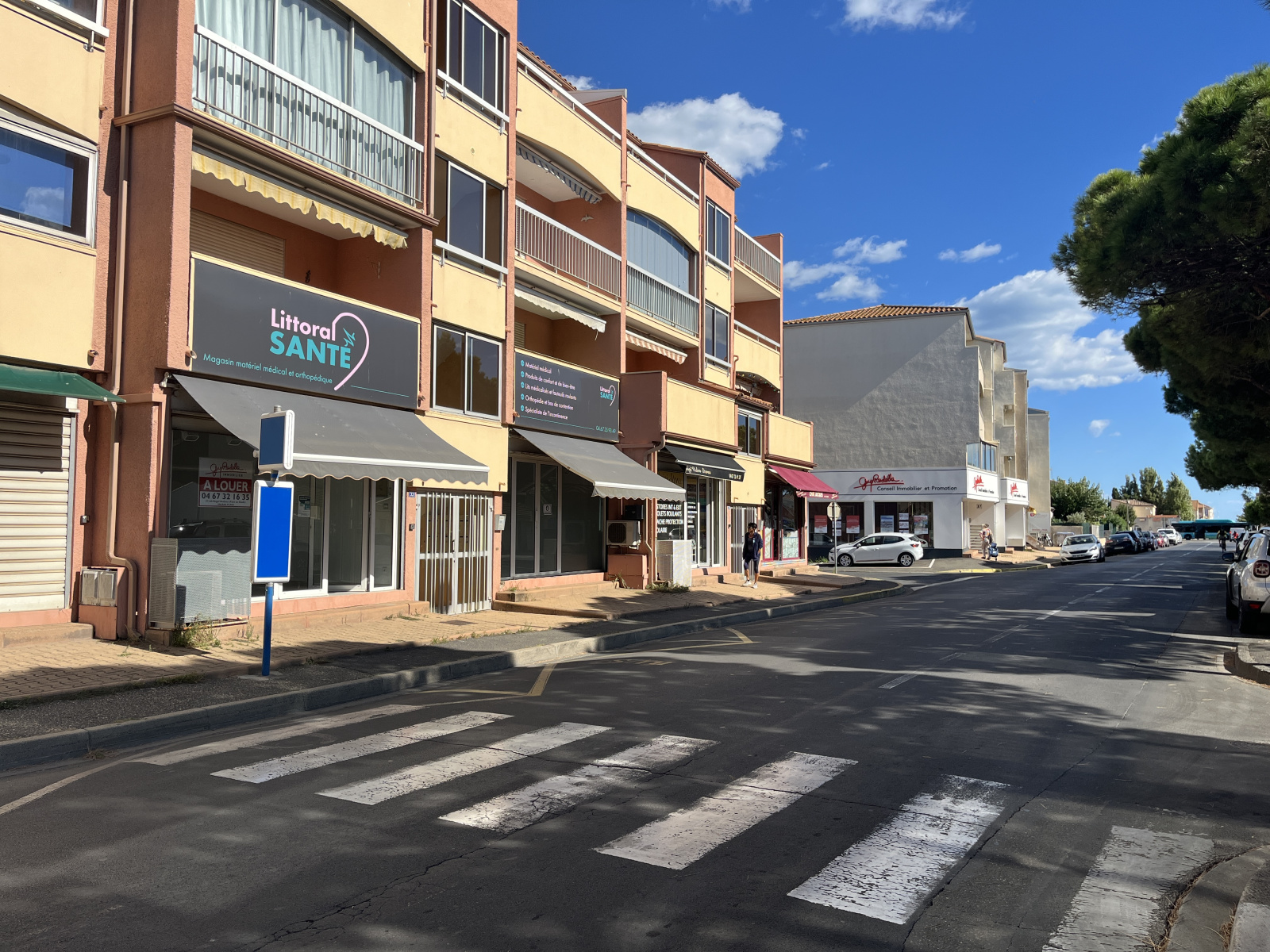 Image_,
            Local commercial, Valras-Plage, ref :Pano