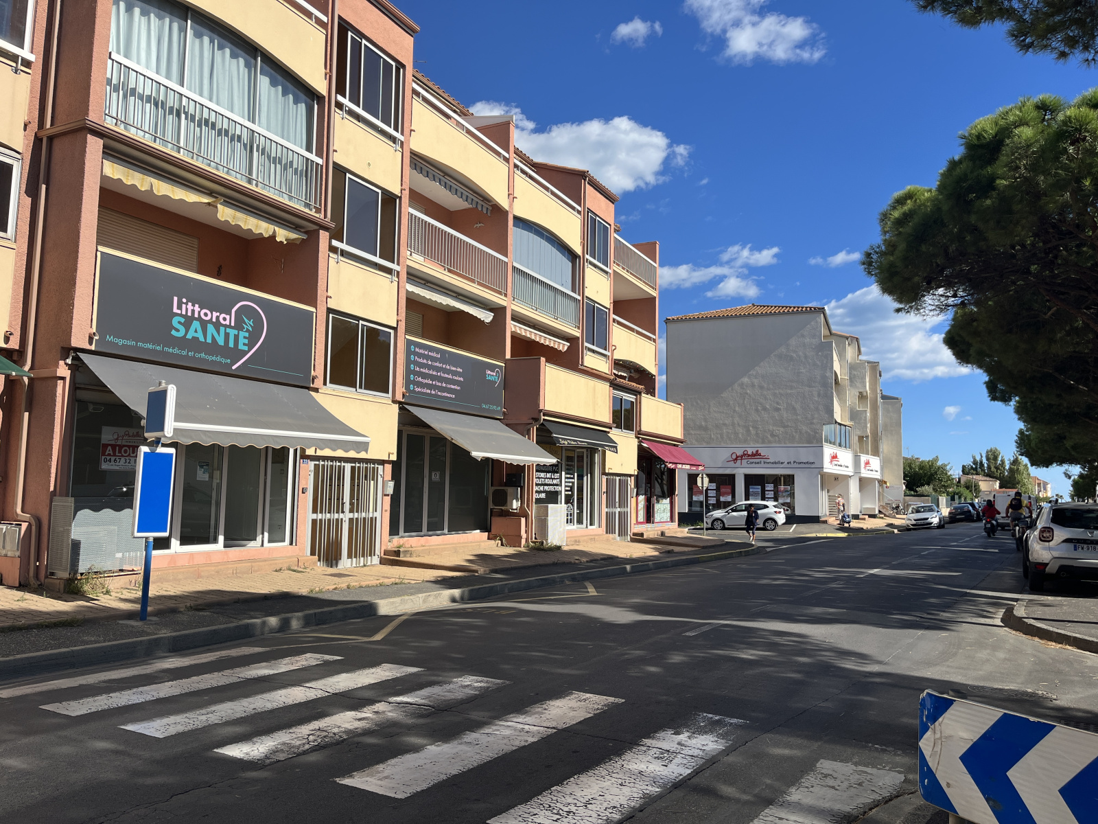 Image_,
            Local commercial, Valras-Plage, ref :Pano