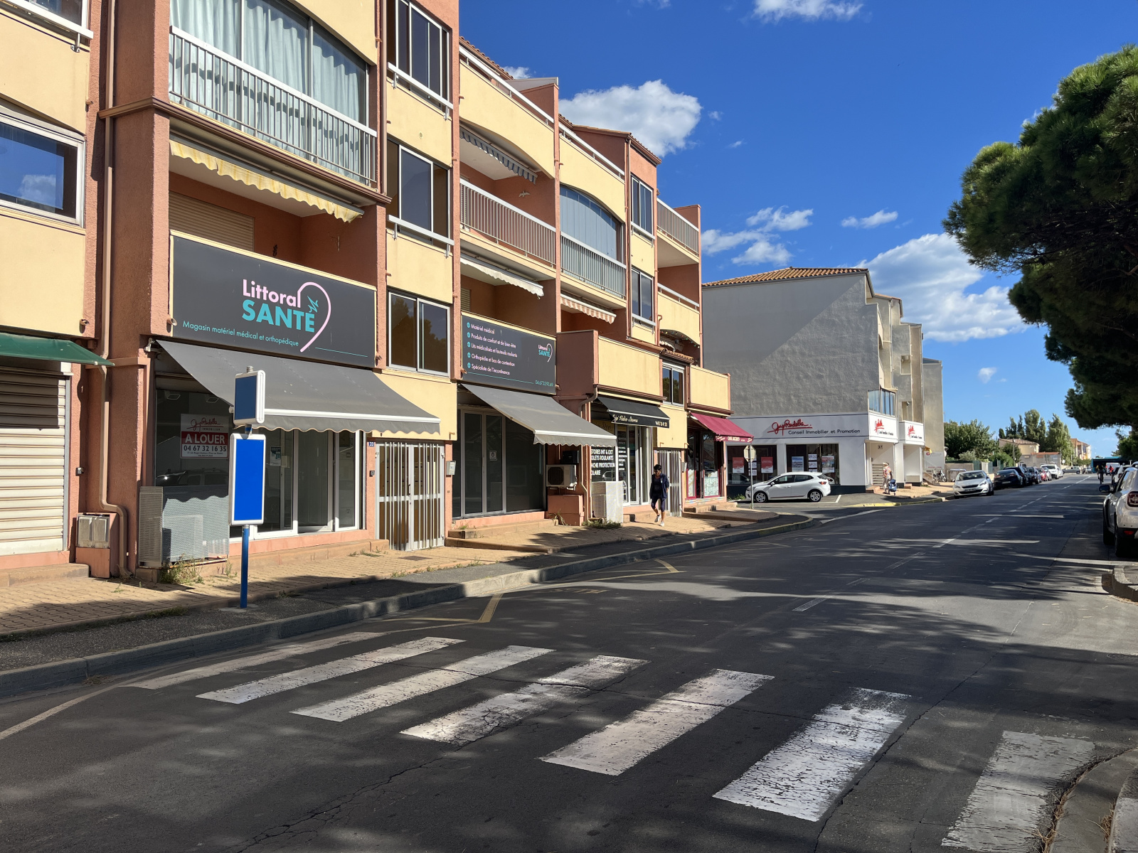 Image_,
            Local commercial, Valras-Plage, ref :Pano