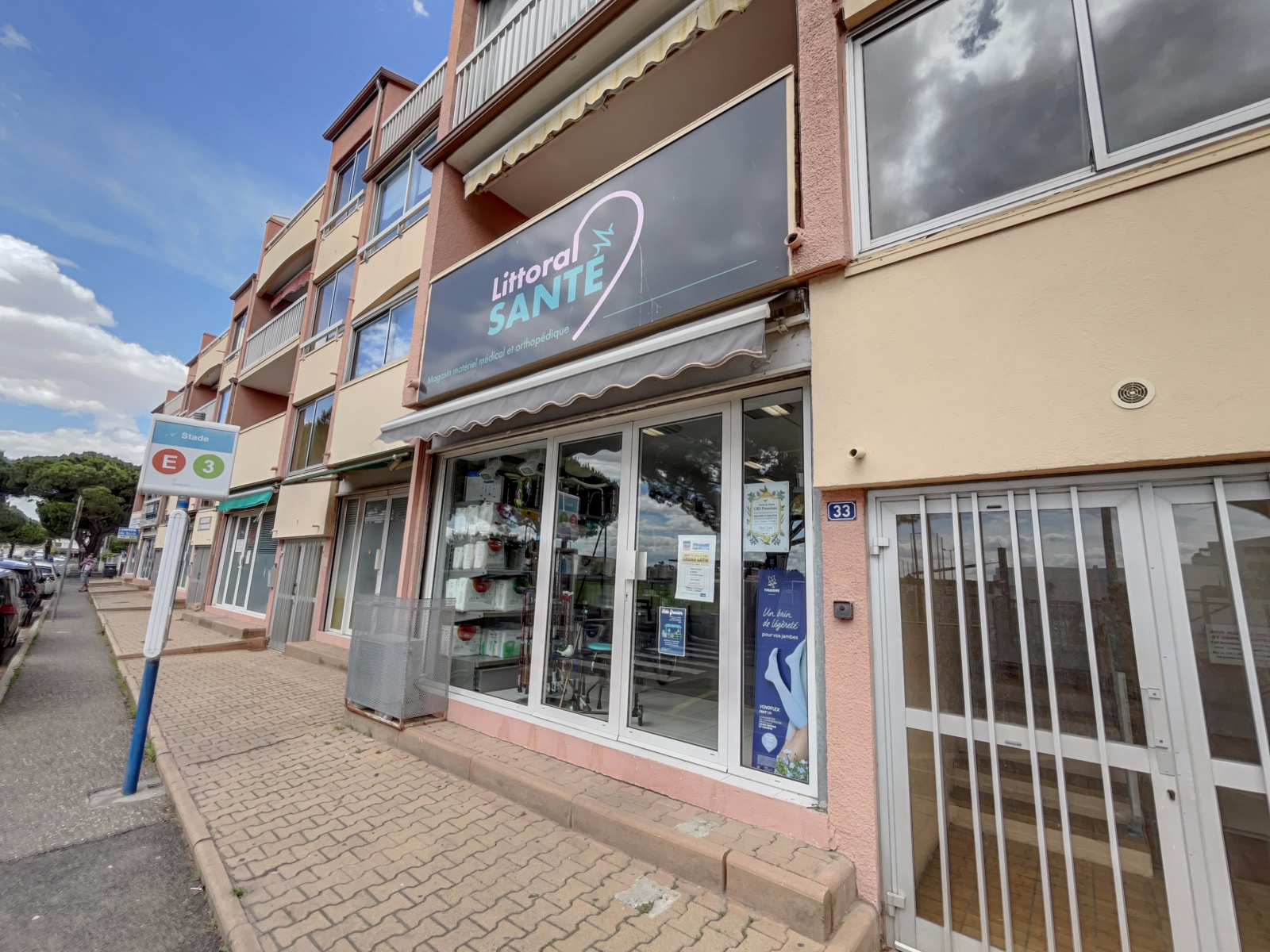 Image_,
            Local commercial, Valras-Plage, ref :Pano