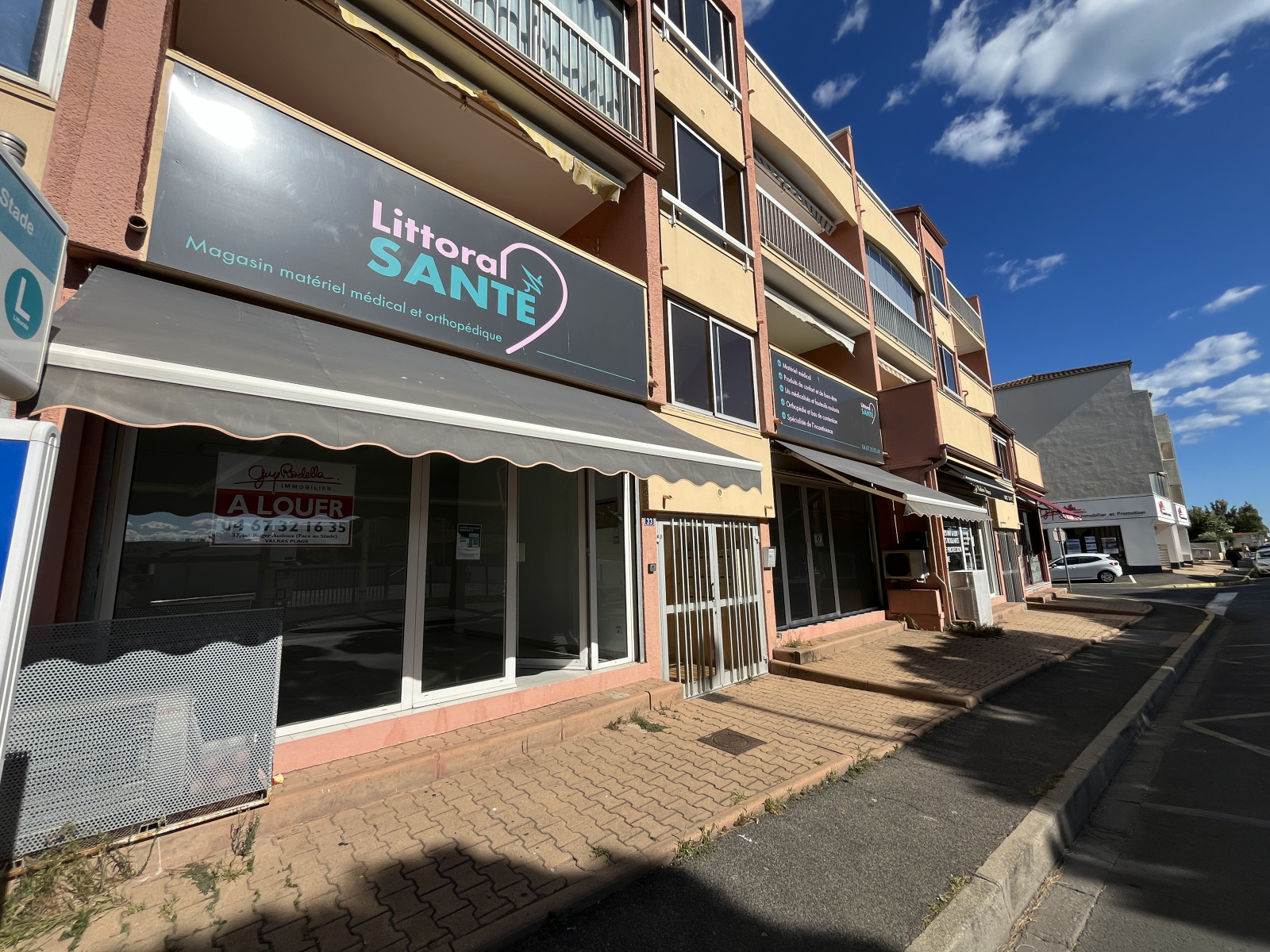 Image_,
            Local commercial, Valras-Plage, ref :Pano