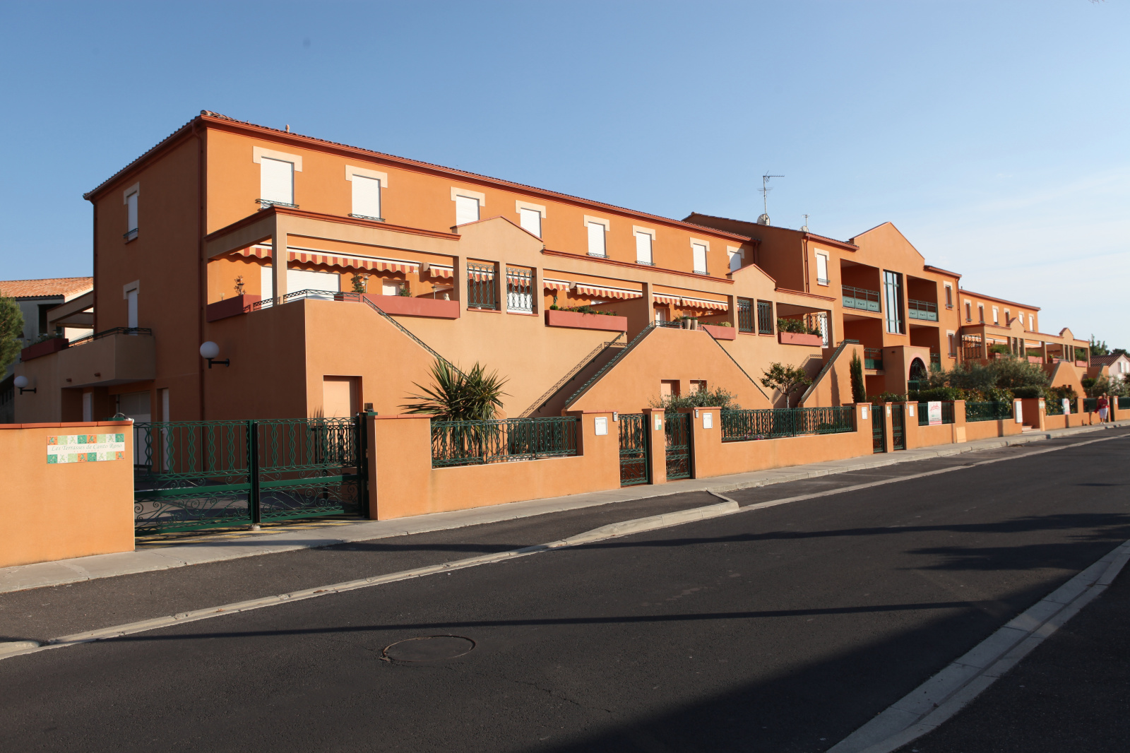 Image_,
            Garage, Valras-Plage, ref :Val 4862