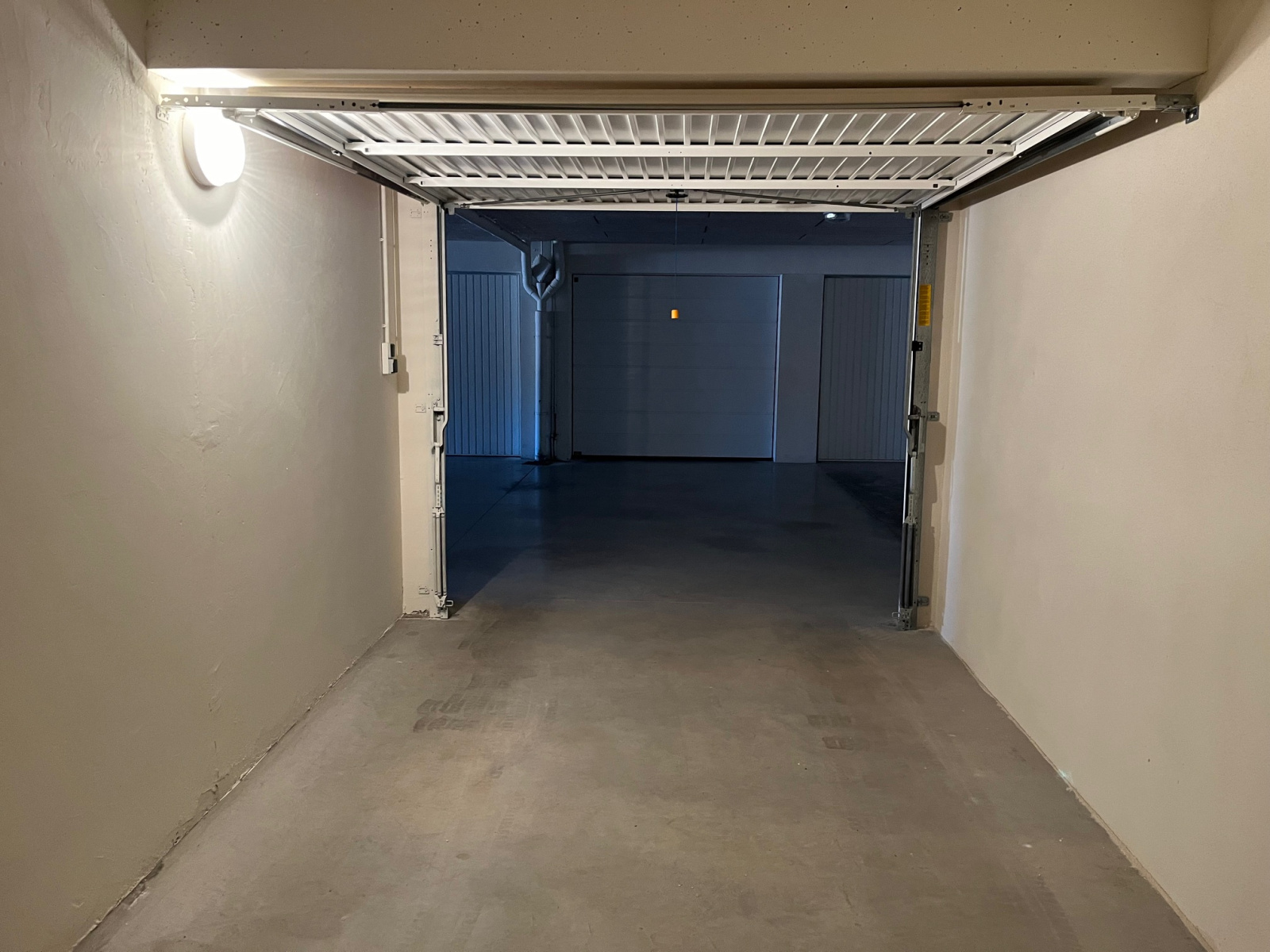 Image_,
            Garage, Valras-Plage, ref :Val 4862