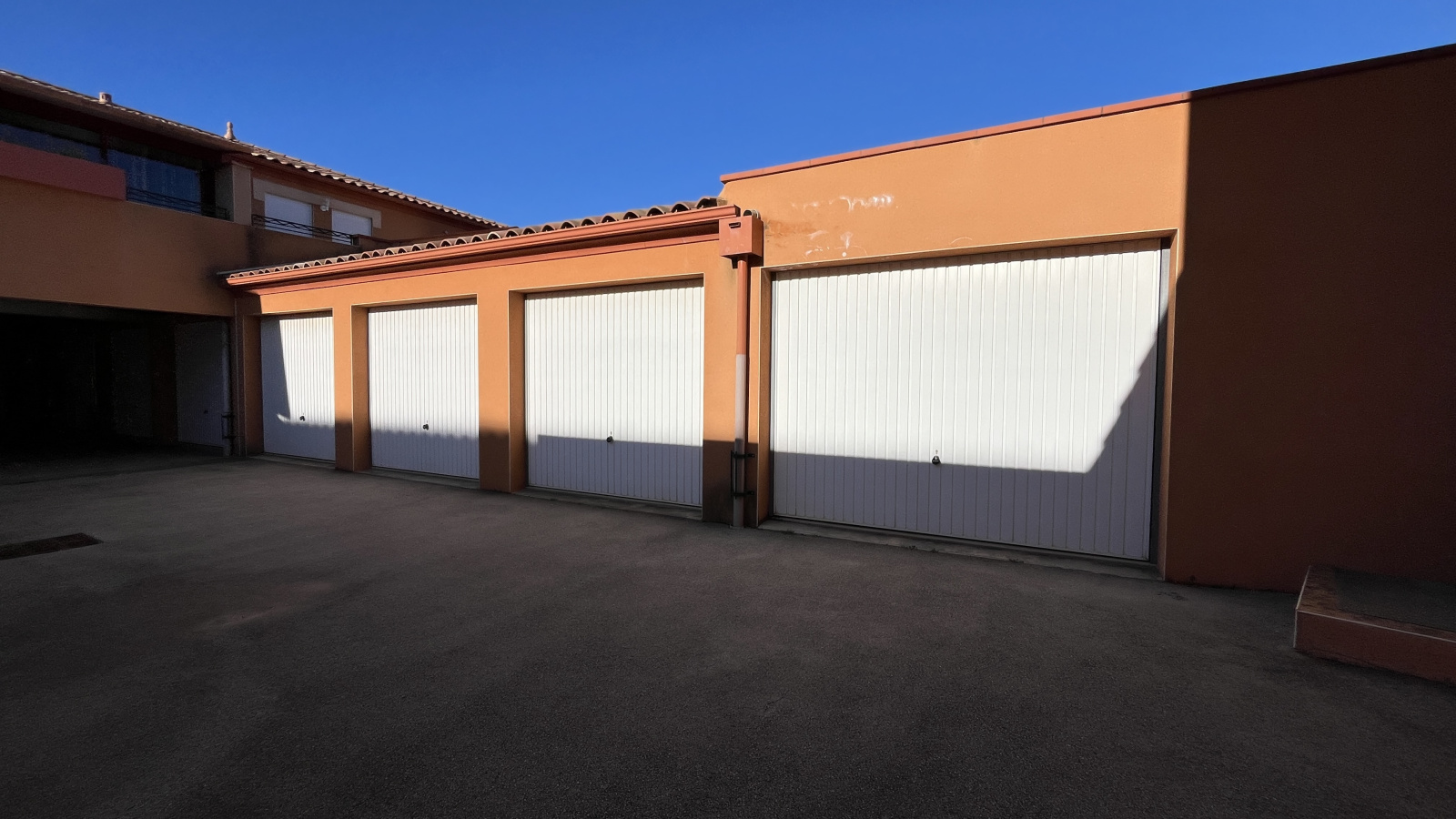Image_,
            Garage, Valras-Plage, ref :Val VV