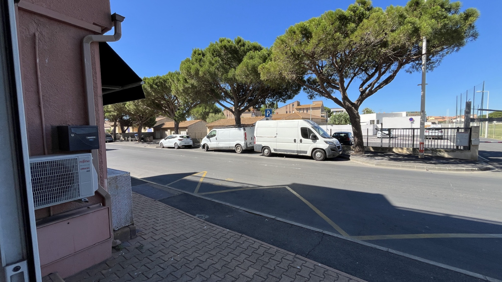 Image_,
            Local commercial, Valras-Plage, ref :