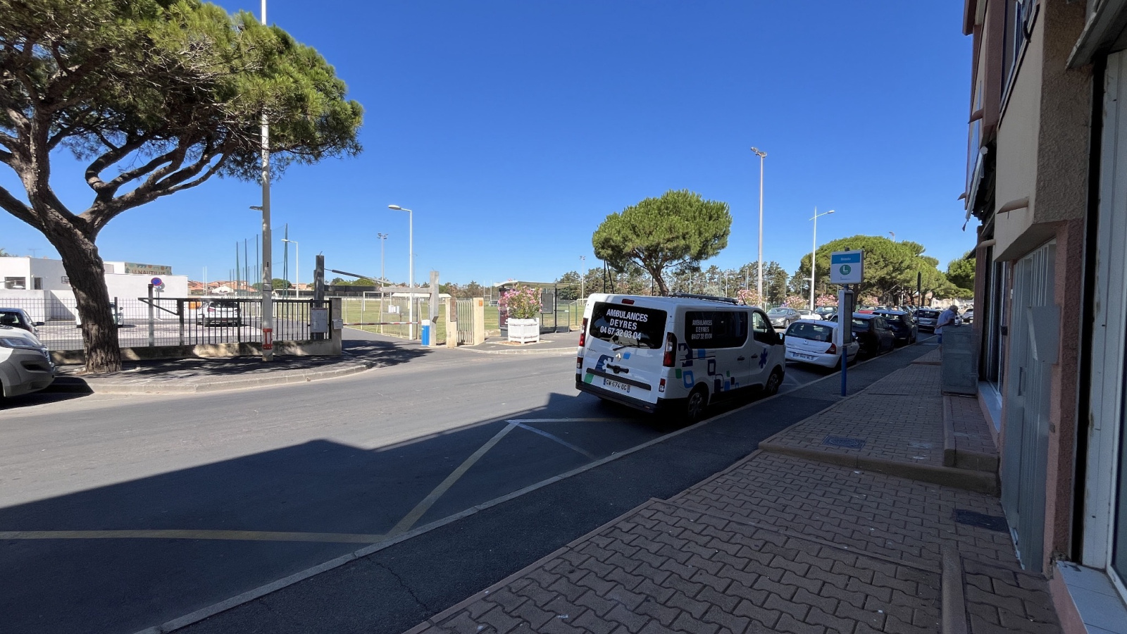 Image_,
            Local commercial, Valras-Plage, ref :