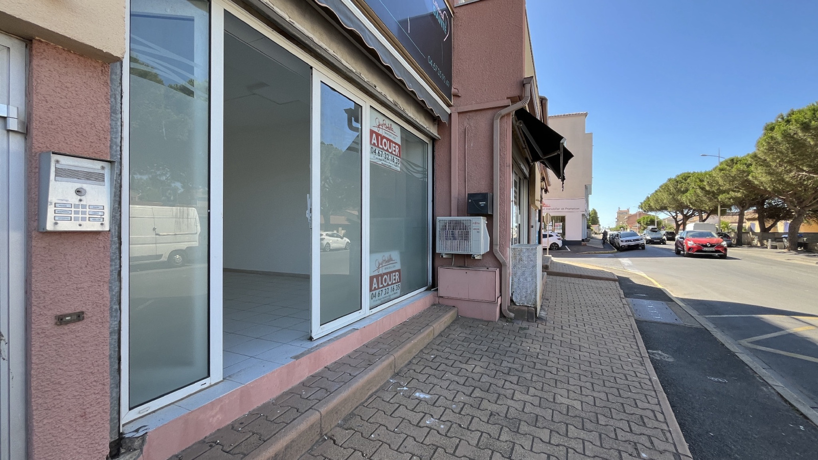 Image_,
            Local commercial, Valras-Plage, ref :