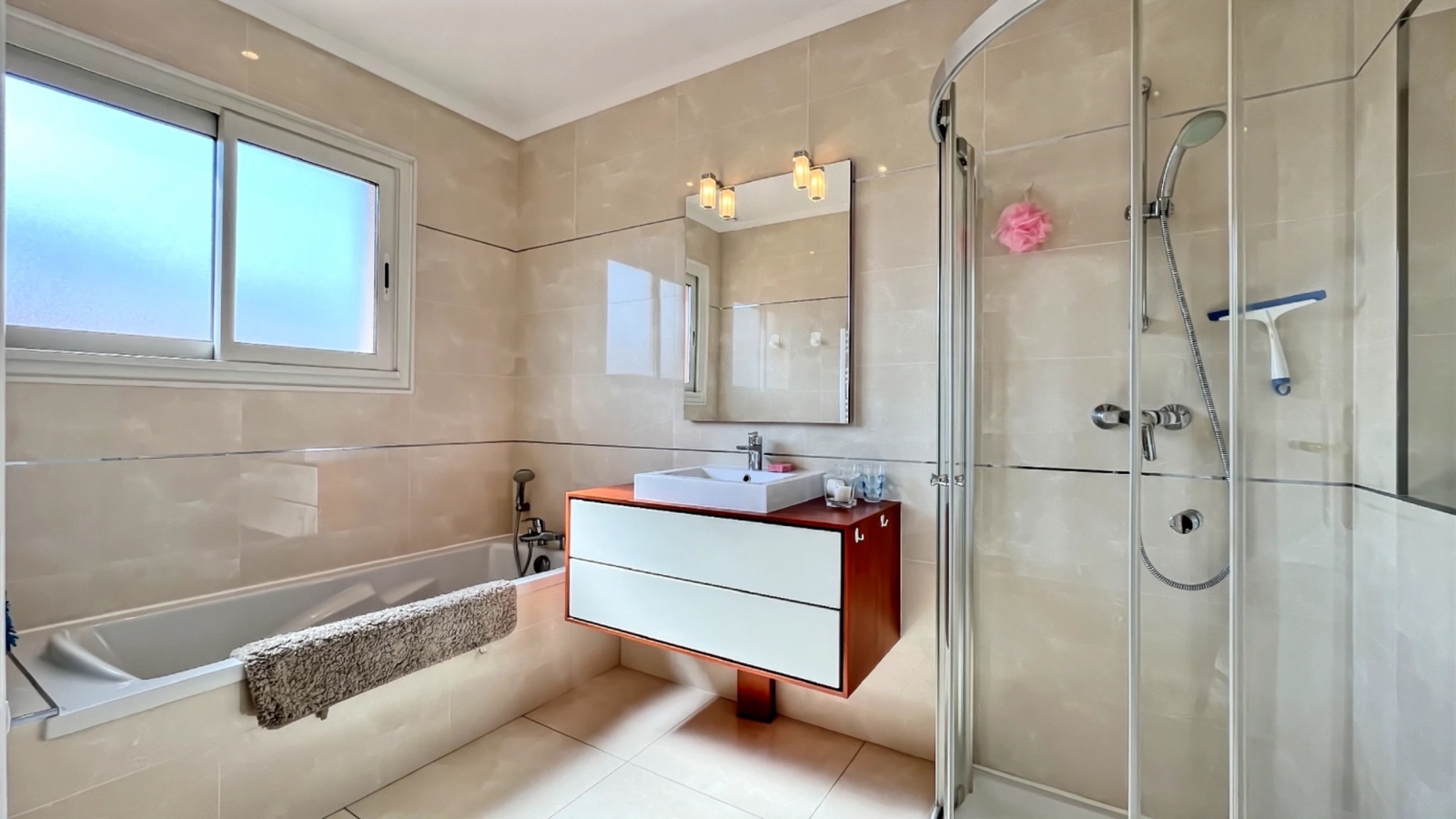 Image_,
            Maison, Valras-Plage, ref :4861