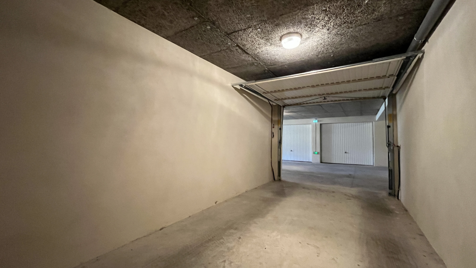 Image_,
            Garage, Valras-Plage, ref :Val-4894