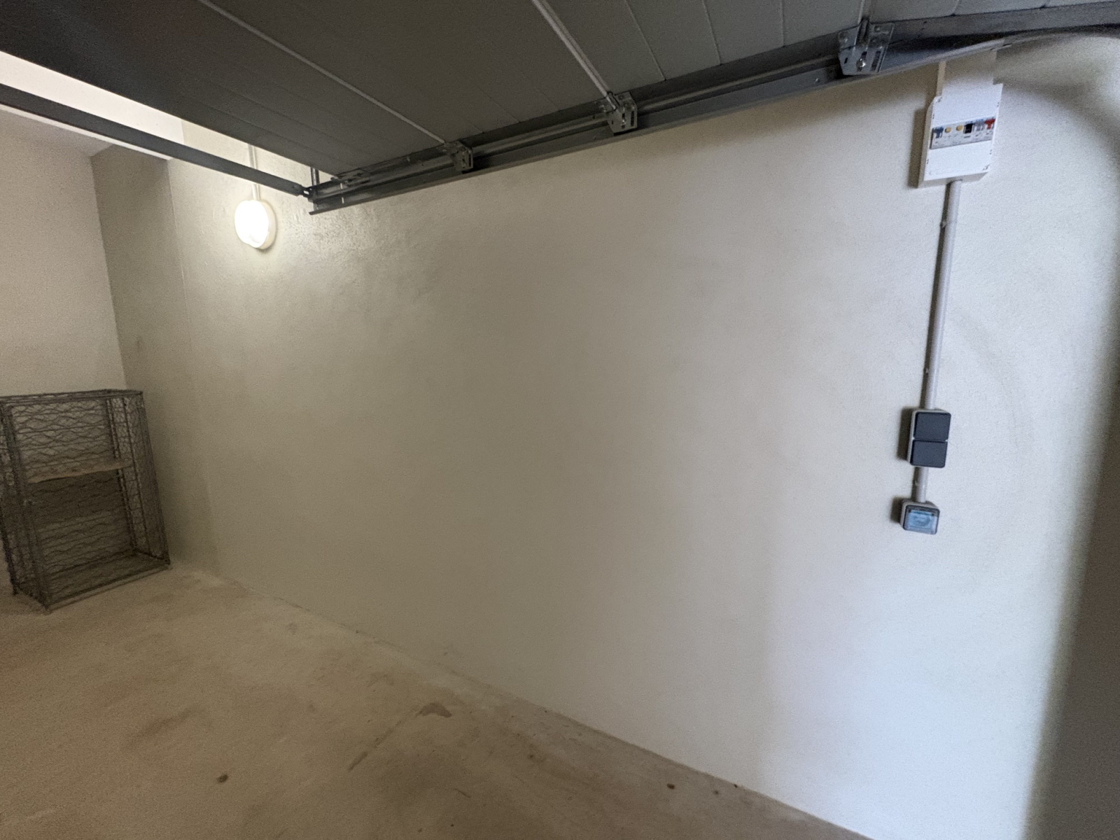 Image_,
            Garage, Valras-Plage, ref :Val-4942