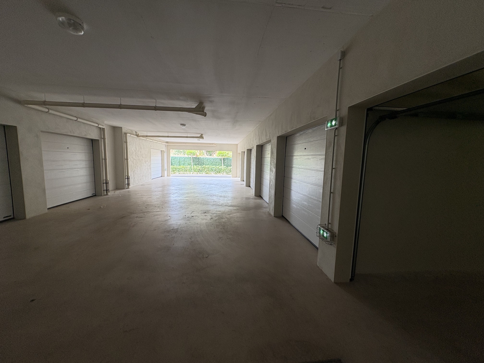 Image_,
            Garage, Valras-Plage, ref :Val-4942